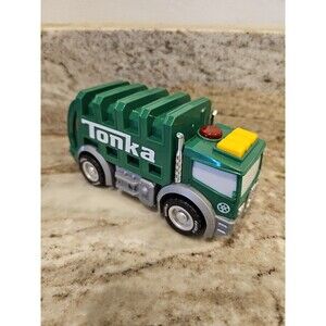Tonka Mighty Force Garbage Truck Lights & Sounds Basic Fun Green Recycling Toy